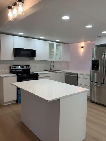 639 N University Drive 17, Plantation, FL 33324