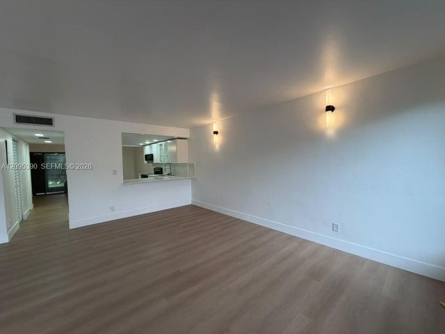 639 N University Drive 17, Plantation, FL 33324