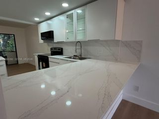 639 N University Drive 17, Plantation, FL 33324