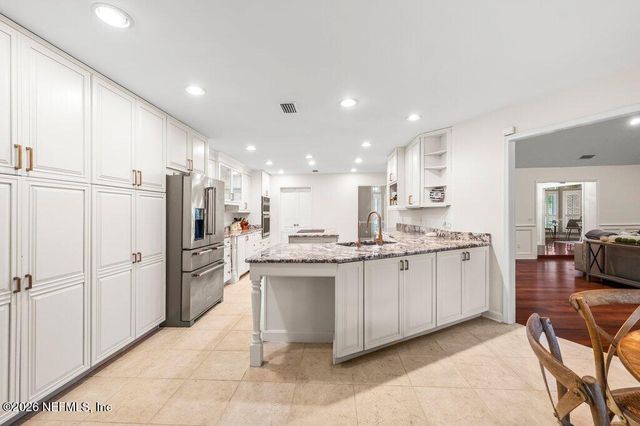 8119 WEKIVA Lane, Jacksonville, FL 32256