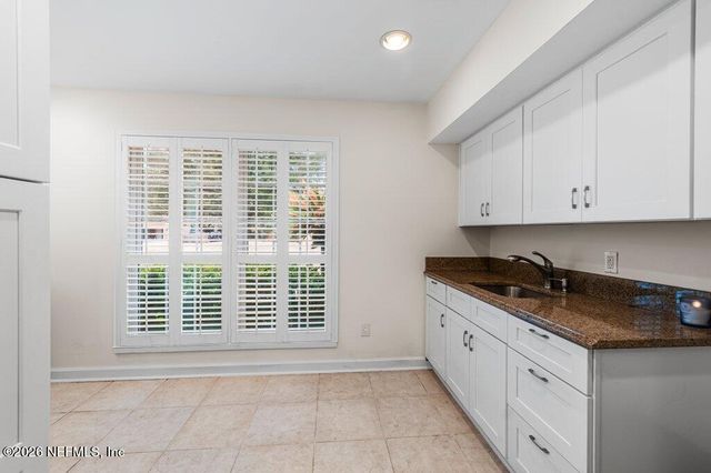 8119 WEKIVA Lane, Jacksonville, FL 32256