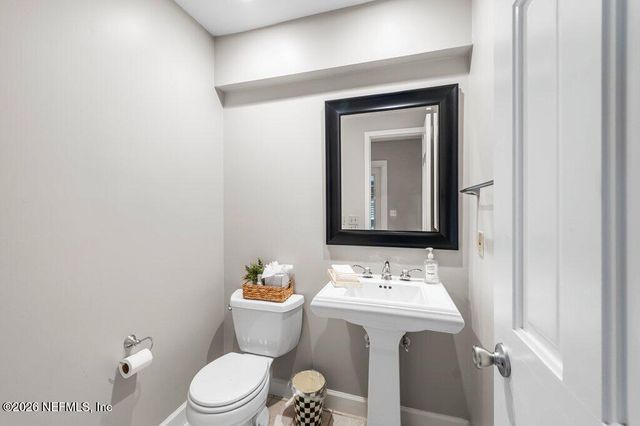 8119 WEKIVA Lane, Jacksonville, FL 32256