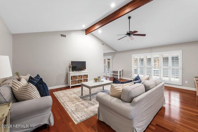 8119 WEKIVA Lane, Jacksonville, FL 32256