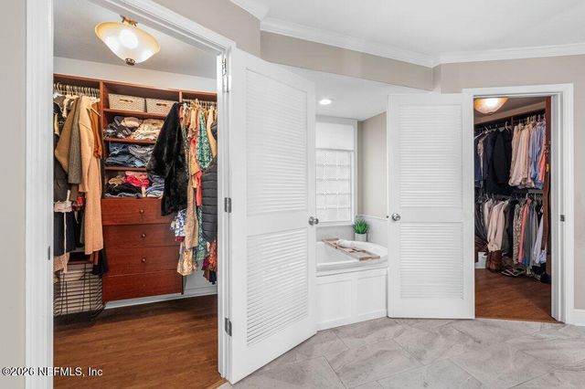 8119 WEKIVA Lane, Jacksonville, FL 32256