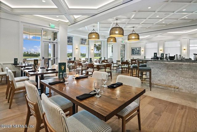 8119 WEKIVA Lane, Jacksonville, FL 32256