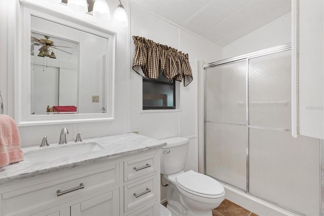 732 ROYAL PALM AVENUE, Lady Lake, FL 32159