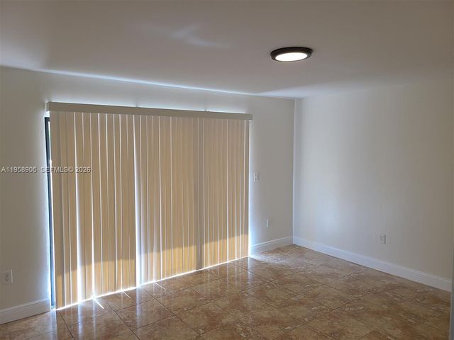 4020 Del Rio Way, Sunrise, FL 33351