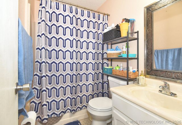 3124 S 210th East Avenue, Broken Arrow, OK 74014