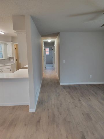 104 Burton Place, Edmond, OK 73013