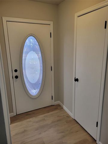 104 Burton Place, Edmond, OK 73013