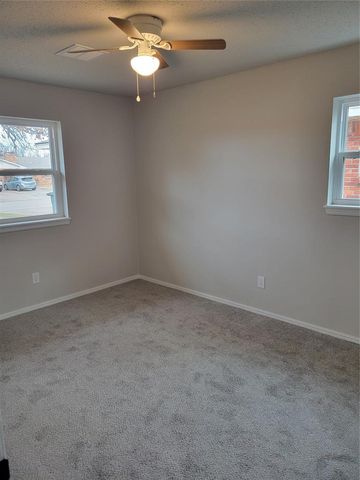 104 Burton Place, Edmond, OK 73013