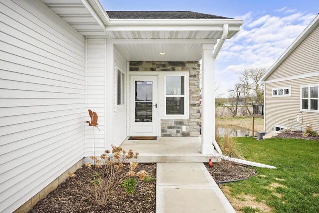 1490 Palm Grass Way, Stoughton, WI 53589