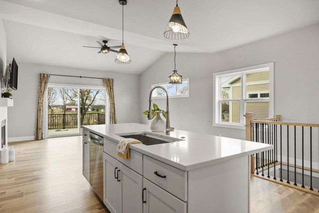 1490 Palm Grass Way, Stoughton, WI 53589