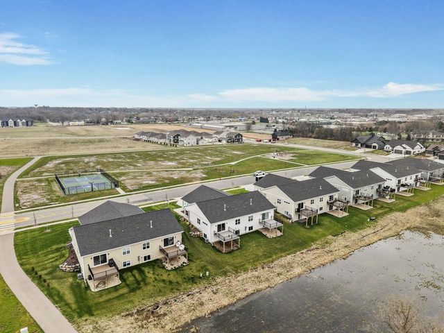 1490 Palm Grass Way, Stoughton, WI 53589