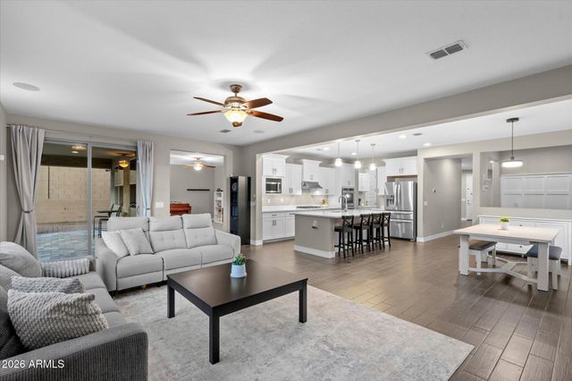 2916 W BRILLIANT SKY Drive, Phoenix, AZ 85085