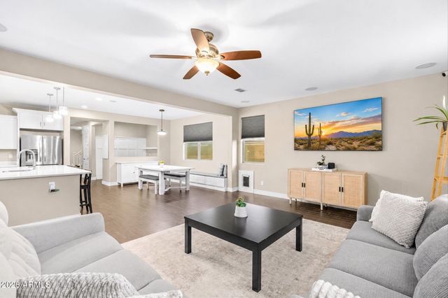 2916 W BRILLIANT SKY Drive, Phoenix, AZ 85085