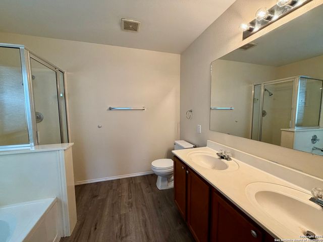 7439 Carriage Pass, San Antonio, TX 78249