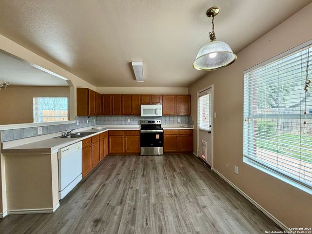 7439 Carriage Pass, San Antonio, TX 78249