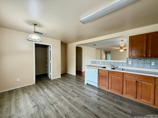 7439 Carriage Pass, San Antonio, TX 78249