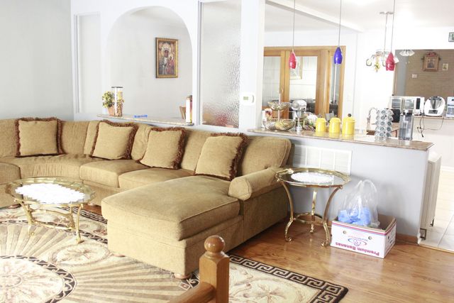 5639 N Manor Lane, Norwood Park Township, IL 60631