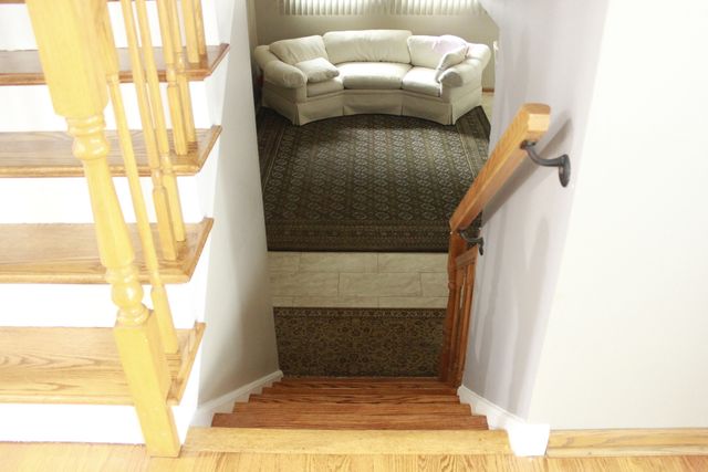 5639 N Manor Lane, Norwood Park Township, IL 60631