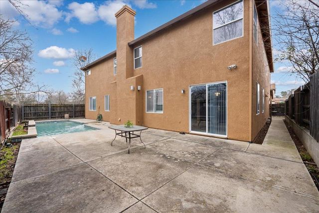 8500 Grey Iron Ct, Antelope, CA 95843