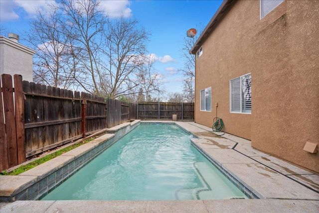 8500 Grey Iron Ct, Antelope, CA 95843