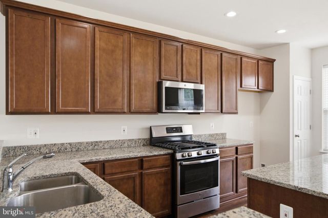 105 FADING STAR CT, Stephenson, VA 22656