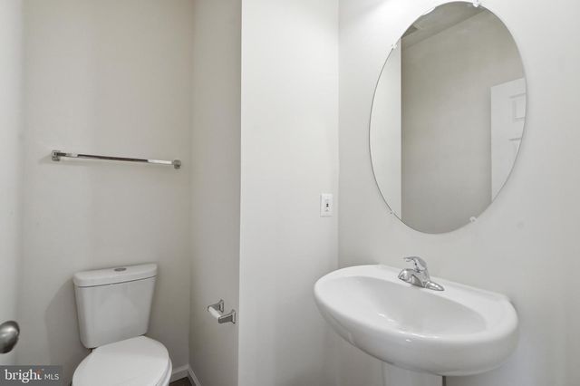105 FADING STAR CT, Stephenson, VA 22656