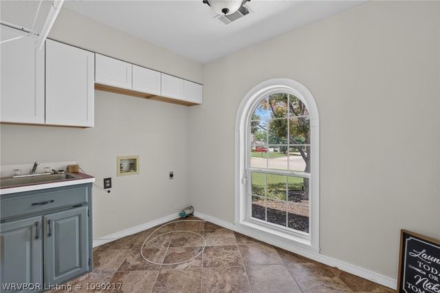 2412 Fianna Way, Fort Smith, AR 72908