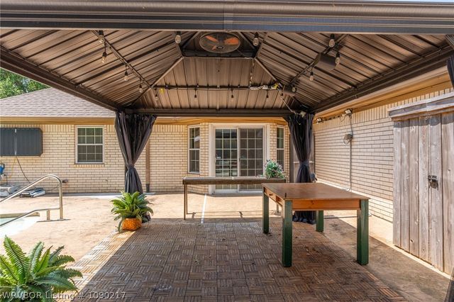2412 Fianna Way, Fort Smith, AR 72908