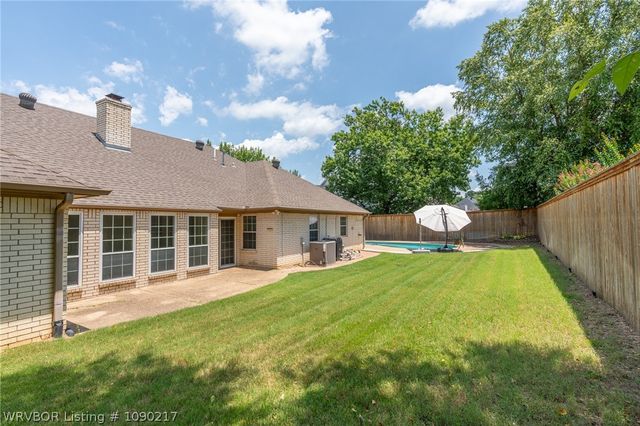 2412 Fianna Way, Fort Smith, AR 72908