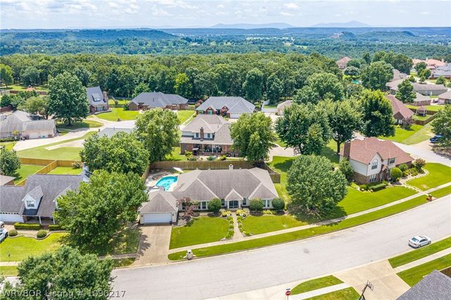 2412 Fianna Way, Fort Smith, AR 72908