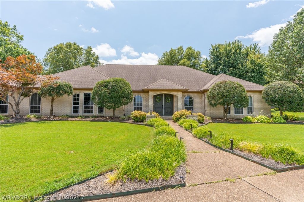 2412 Fianna Way, Fort Smith, AR 72908