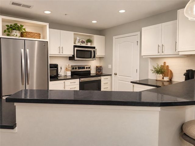 390 17th Street NW 3062, Atlanta, GA 30363