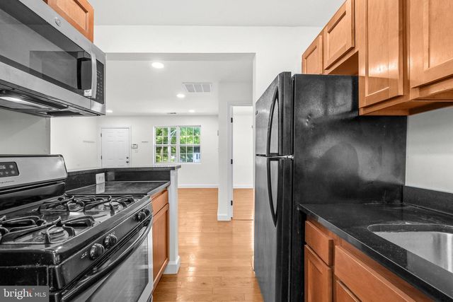 6944 HAWTHORNE ST, Hyattsville, MD 20785