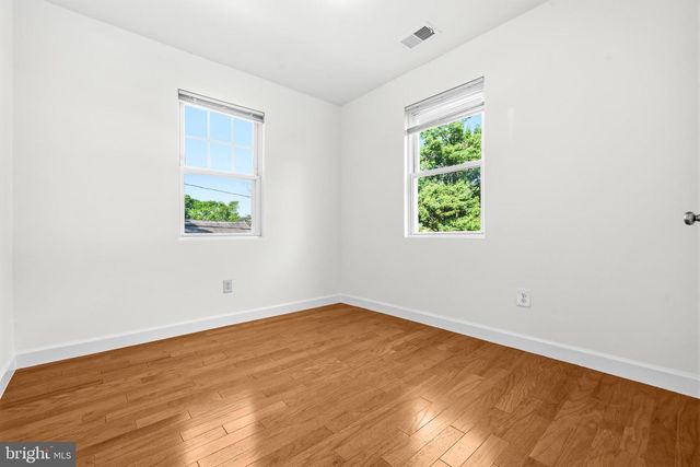 6944 HAWTHORNE ST, Hyattsville, MD 20785