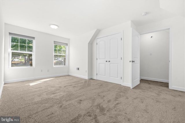 6944 HAWTHORNE ST, Hyattsville, MD 20785