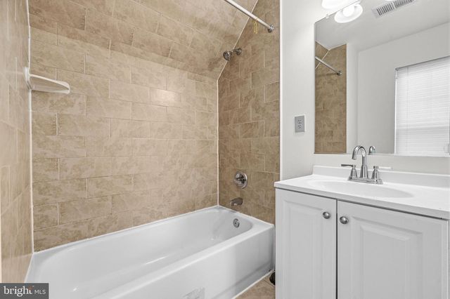 6944 HAWTHORNE ST, Hyattsville, MD 20785