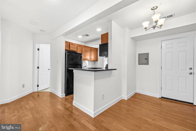 6944 HAWTHORNE ST, Hyattsville, MD 20785