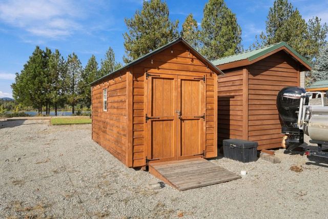 1583 Lenora Dr, Usk, WA 99180