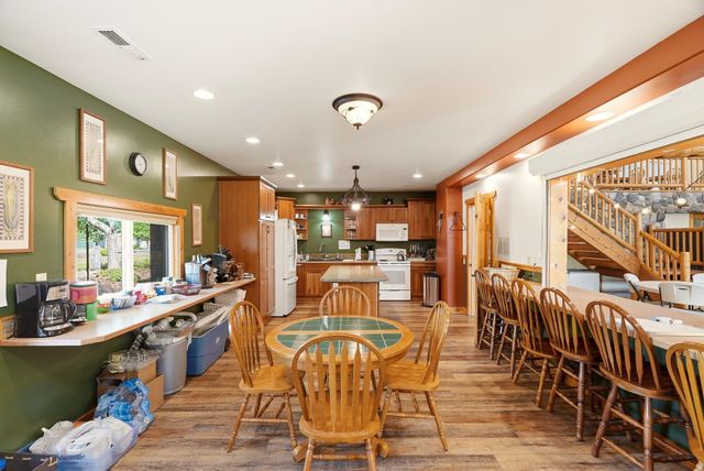 1583 Lenora Dr, Usk, WA 99180