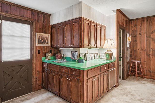 414 Bellwood Dr, Dickson, TN 37055