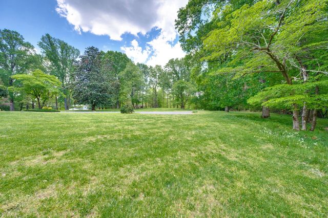 414 Bellwood Dr, Dickson, TN 37055