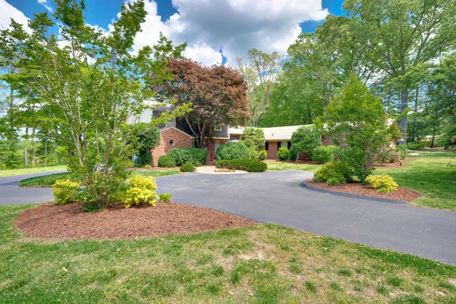 414 Bellwood Dr, Dickson, TN 37055
