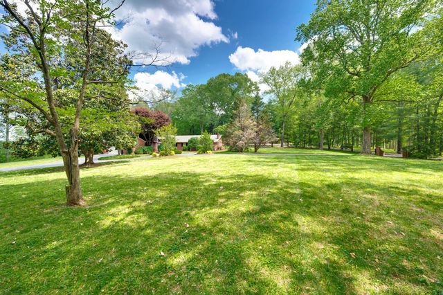 414 Bellwood Dr, Dickson, TN 37055