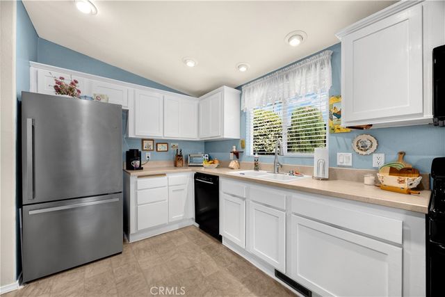 590 San Mateo Circle, Hemet, CA 92543