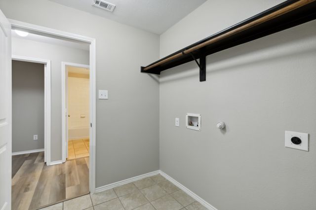 2050 Enchanted Rock Drive, Forney, TX 75126