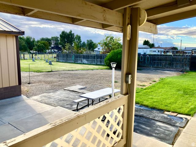 245 S 200 W, Huntington, UT 84528