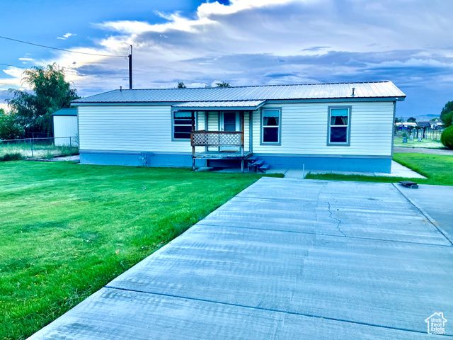 245 S 200 W, Huntington, UT 84528